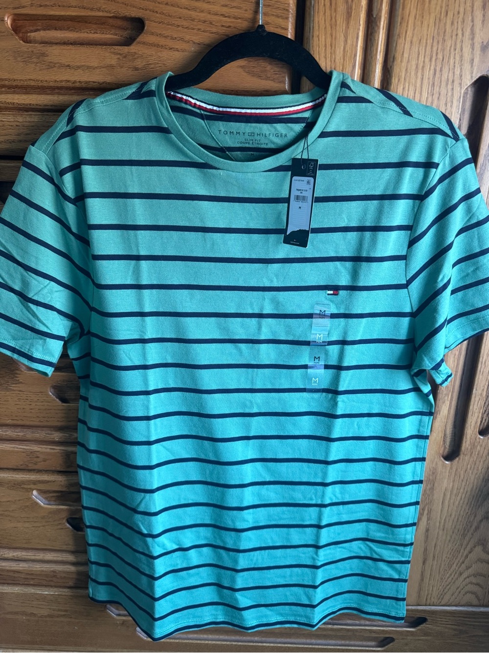 Tommy Hilfiger Men's Teal Stripe Crew Neck T-Shirt size medium